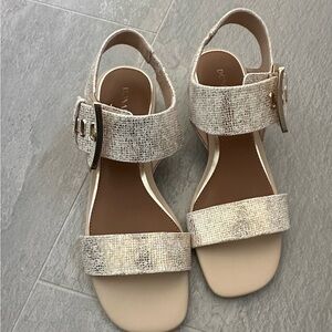 Donald Pliner Gold/Beige sandals New in Box